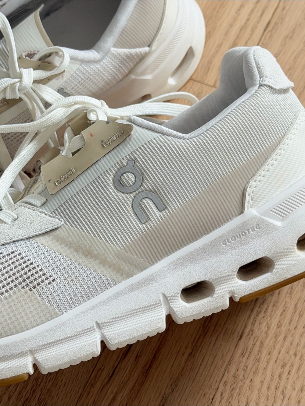 On Running Cloud X 3 Women’s Sneakers White Gum – Size 6
